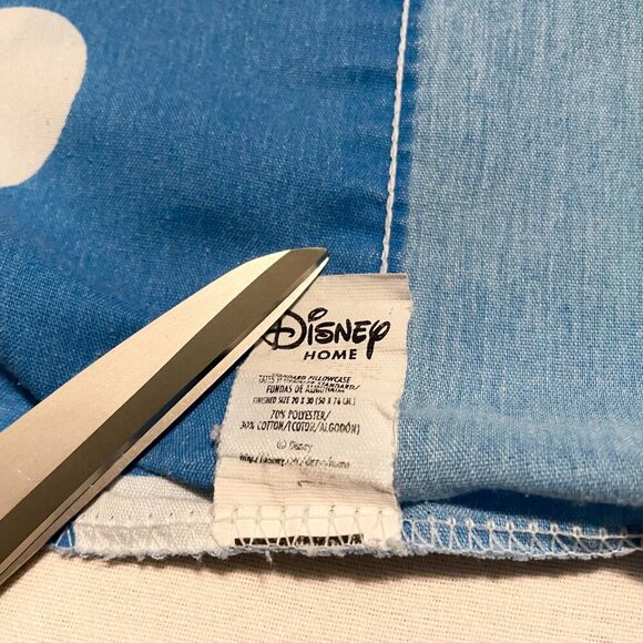 Vtg 2 Disney Winnie The Pooh Piglet Standard Pillow Case Blue White Clouds - Picture 16 of 16